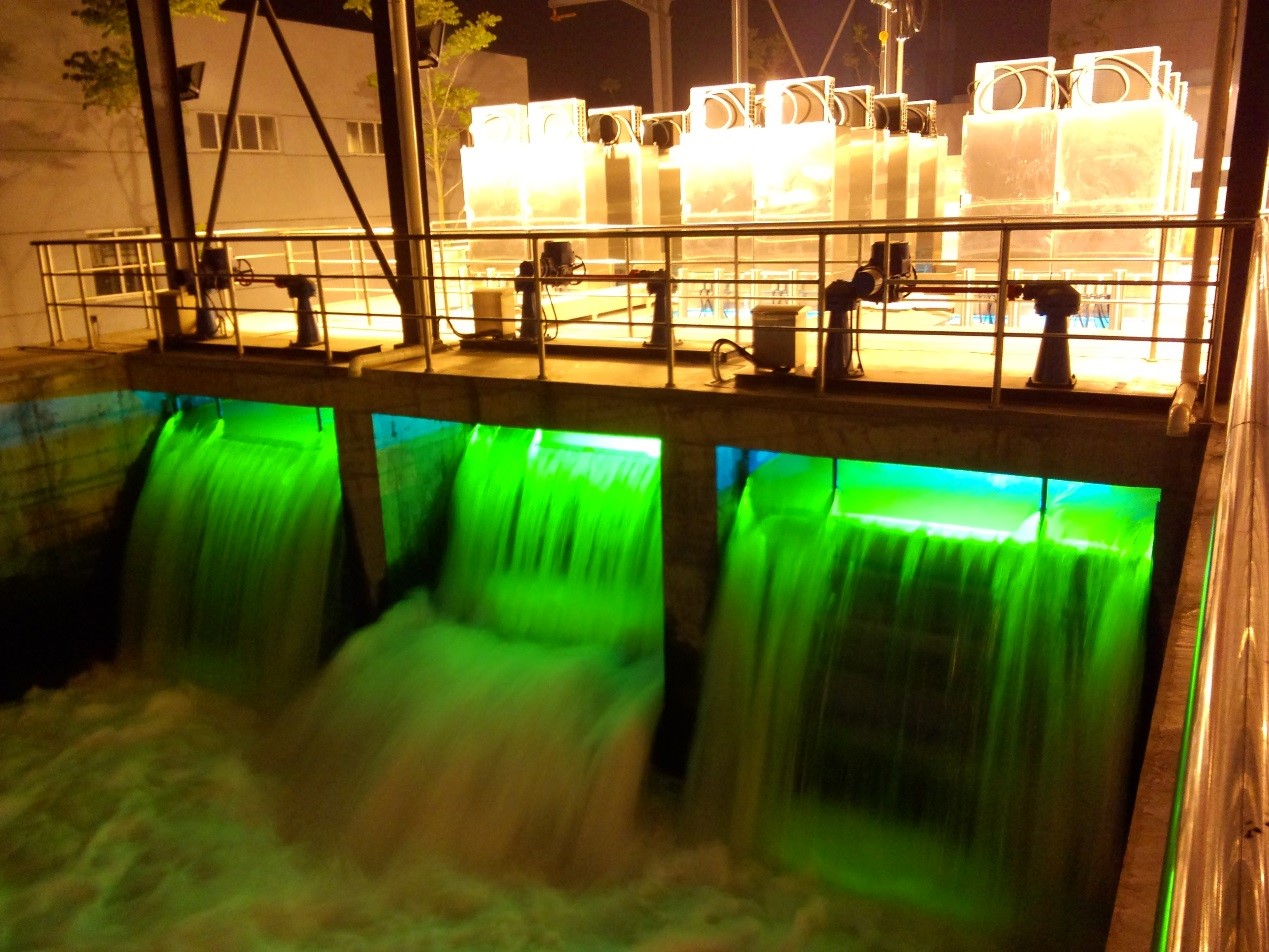 Open-type ultraviolet disinfection